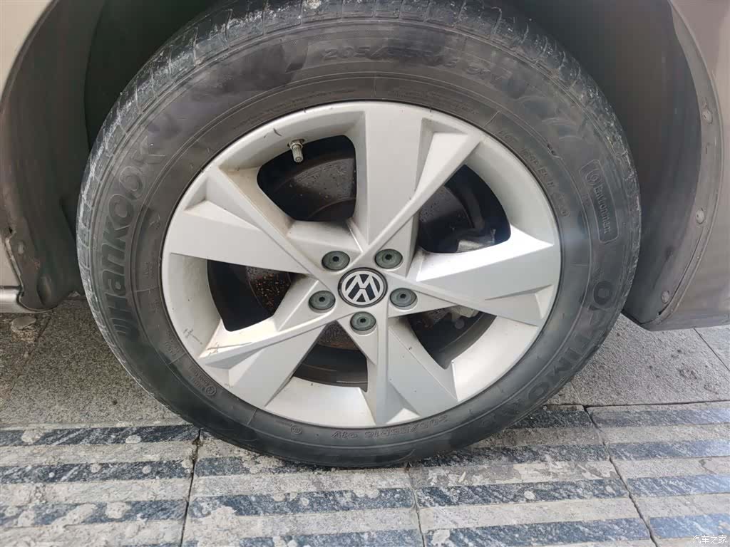 Volkswagen Bora, 2015 23