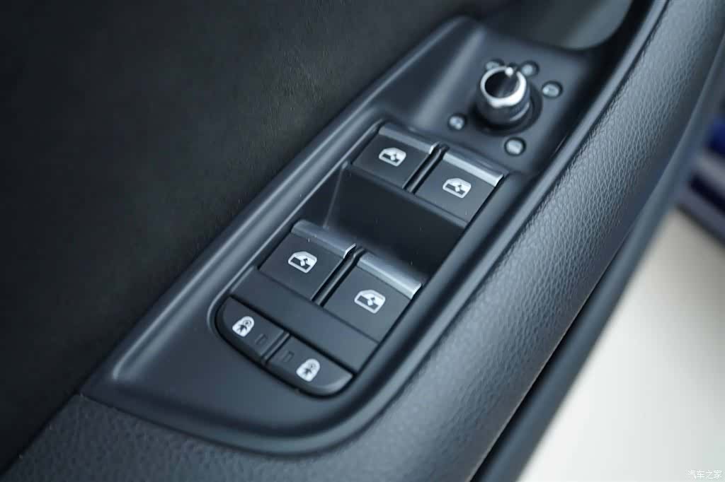 Audi Q7, 2021 11