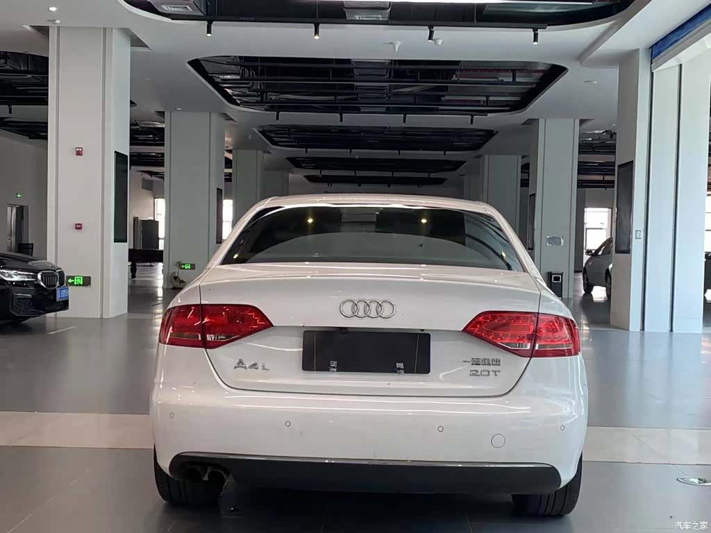 Audi A4L, 2012 8