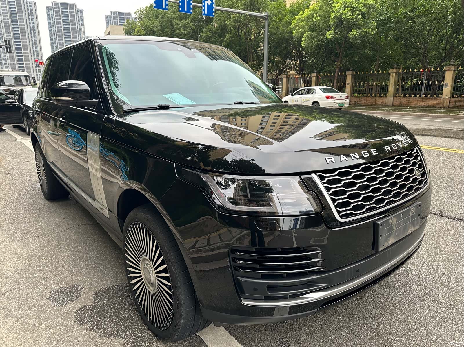 Land Rover Range Rover, 2022 3