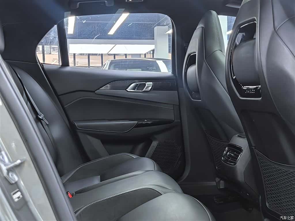 Lynk & Co 02, 2022 12