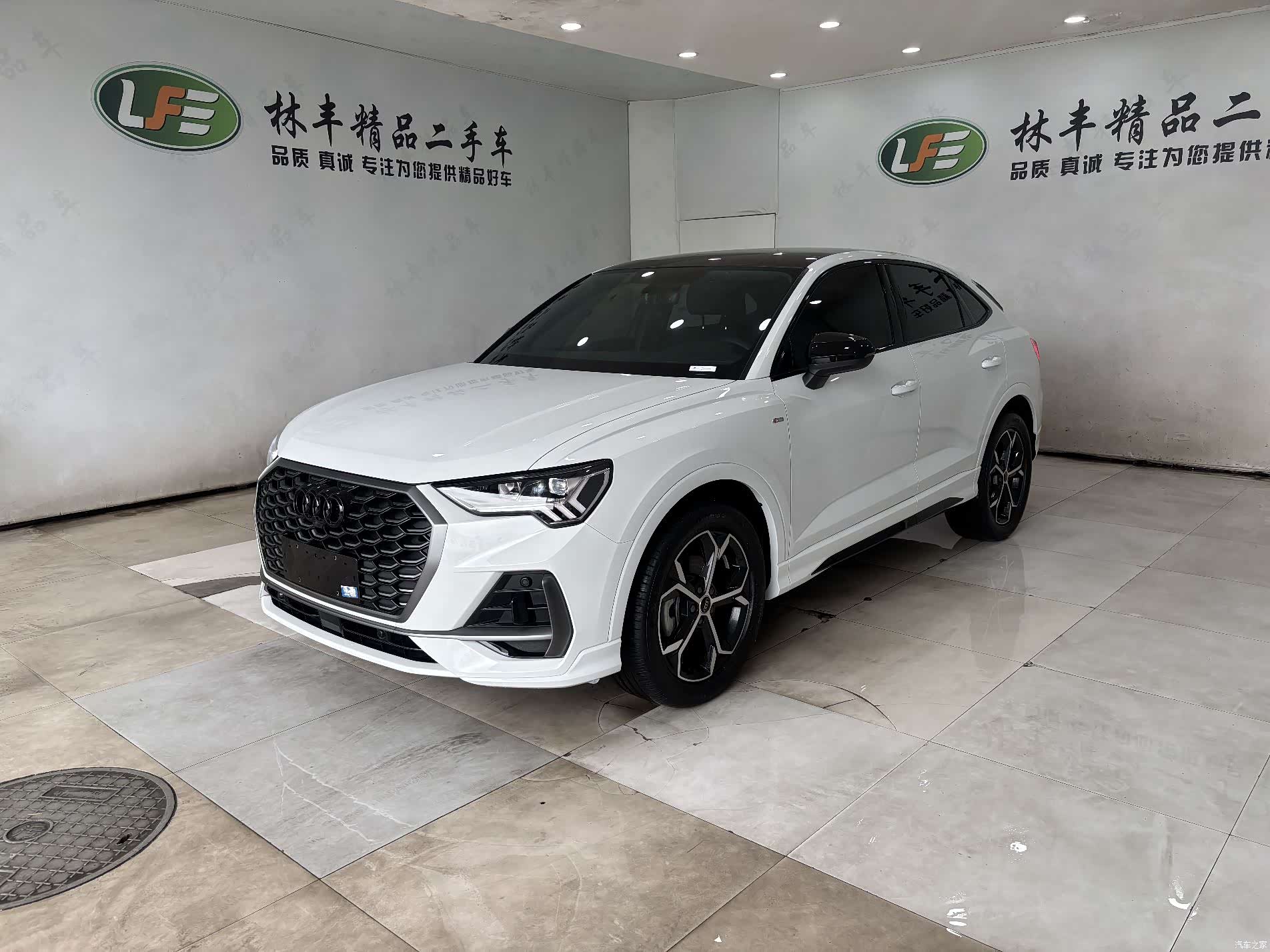 Audi Q3, 2025 1