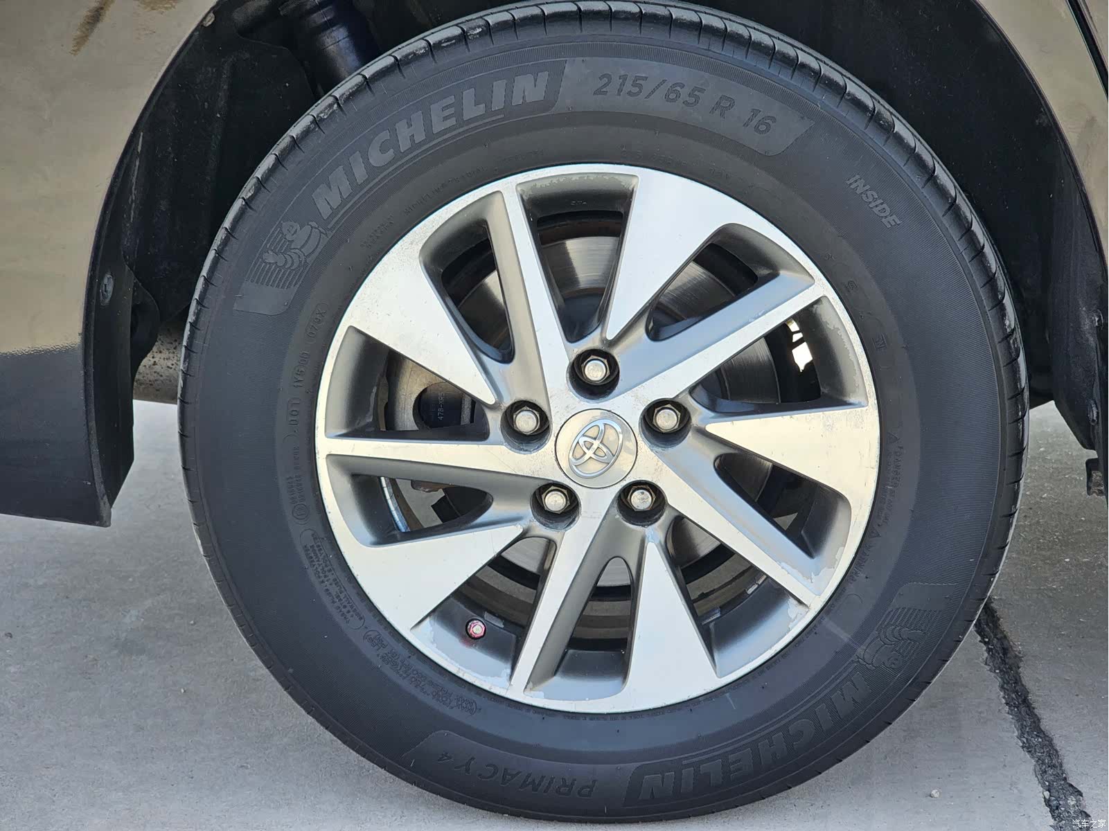 Toyota Alphard, 2012 27