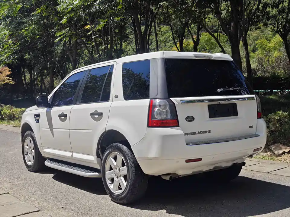 Land Rover Freelander 2