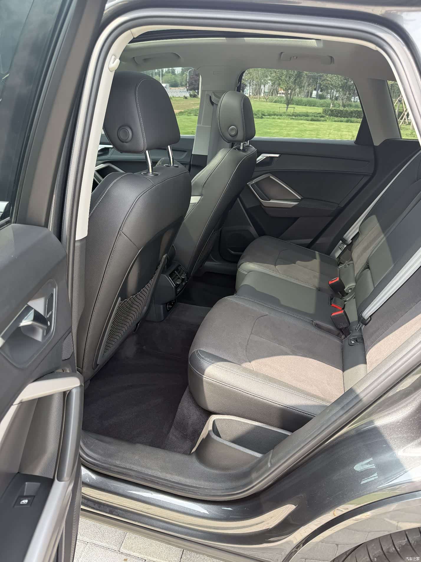 Audi Q3, 2023 20