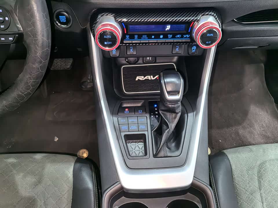 Toyota RAV4 Rongfang