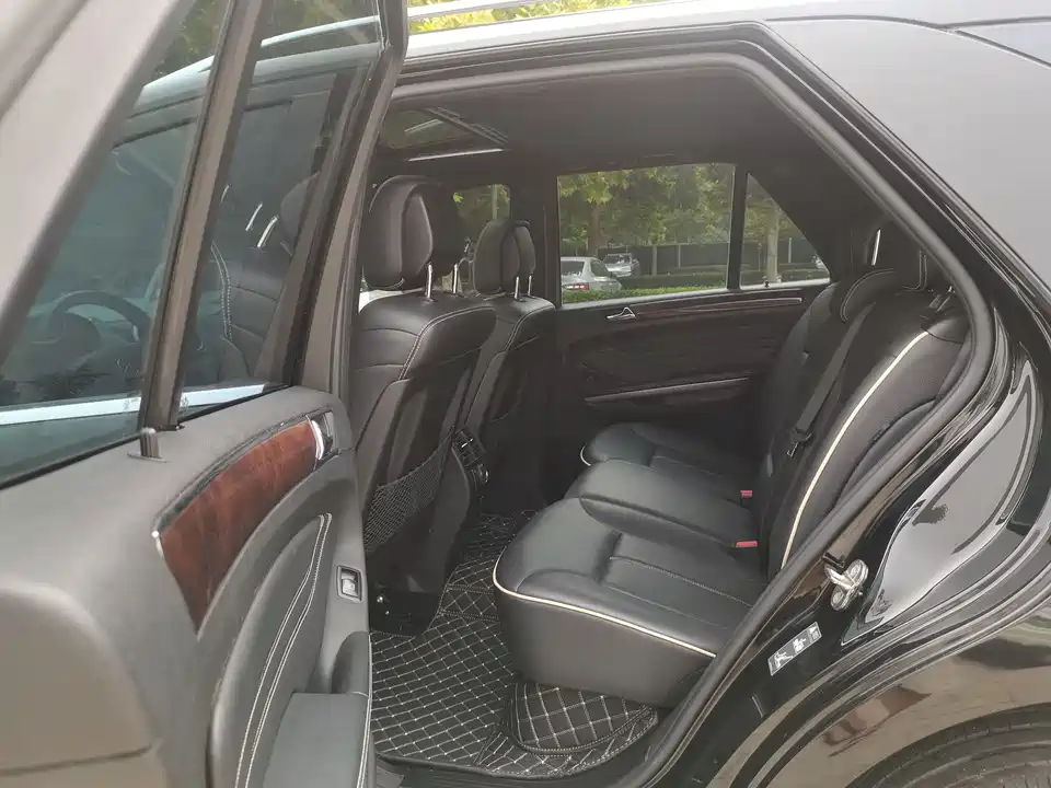 Mercedes-Benz M class