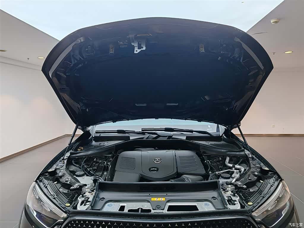 Mercedes-Benz GLC, 2025 14