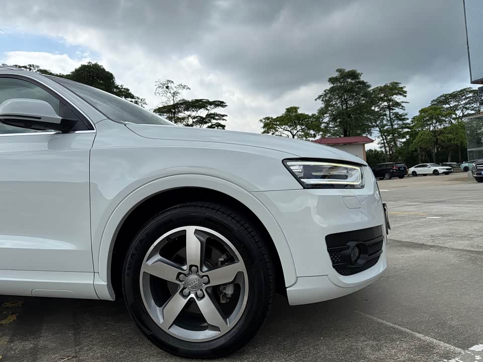 Audi Q3