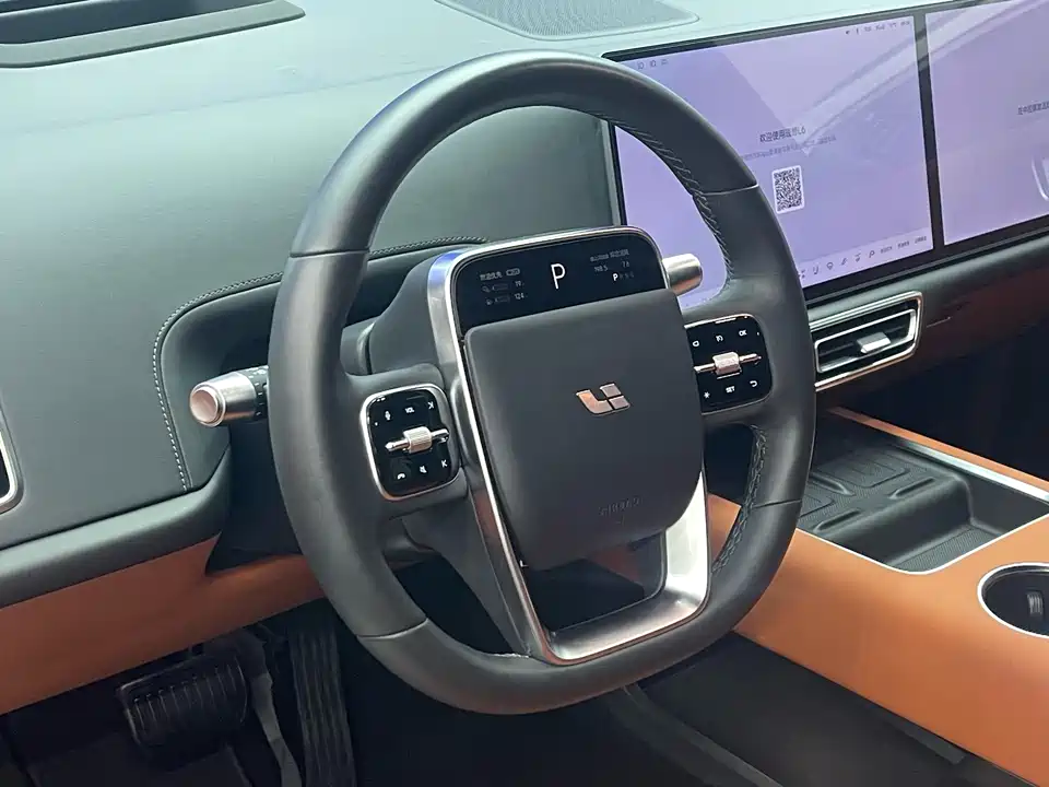 Li Auto Ideal L6