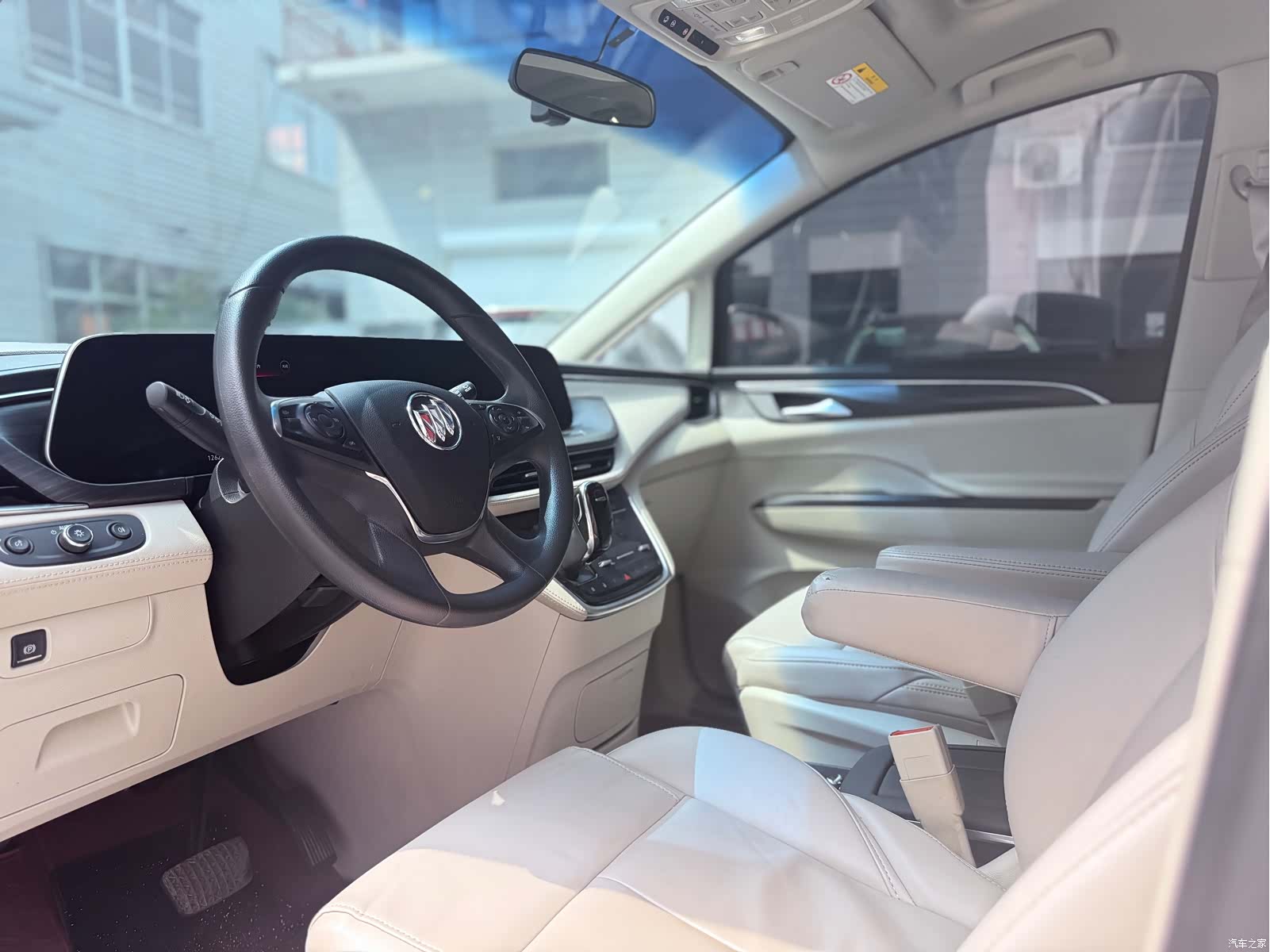 Buick GL8, 2023 7