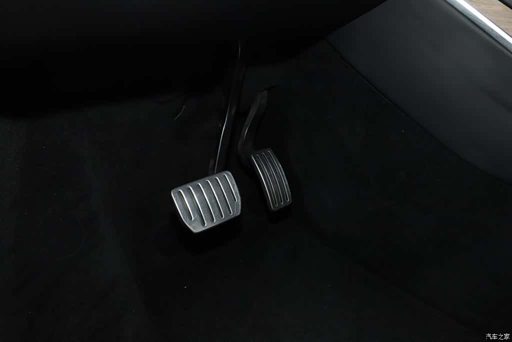 Tesla Model X, 2023 34