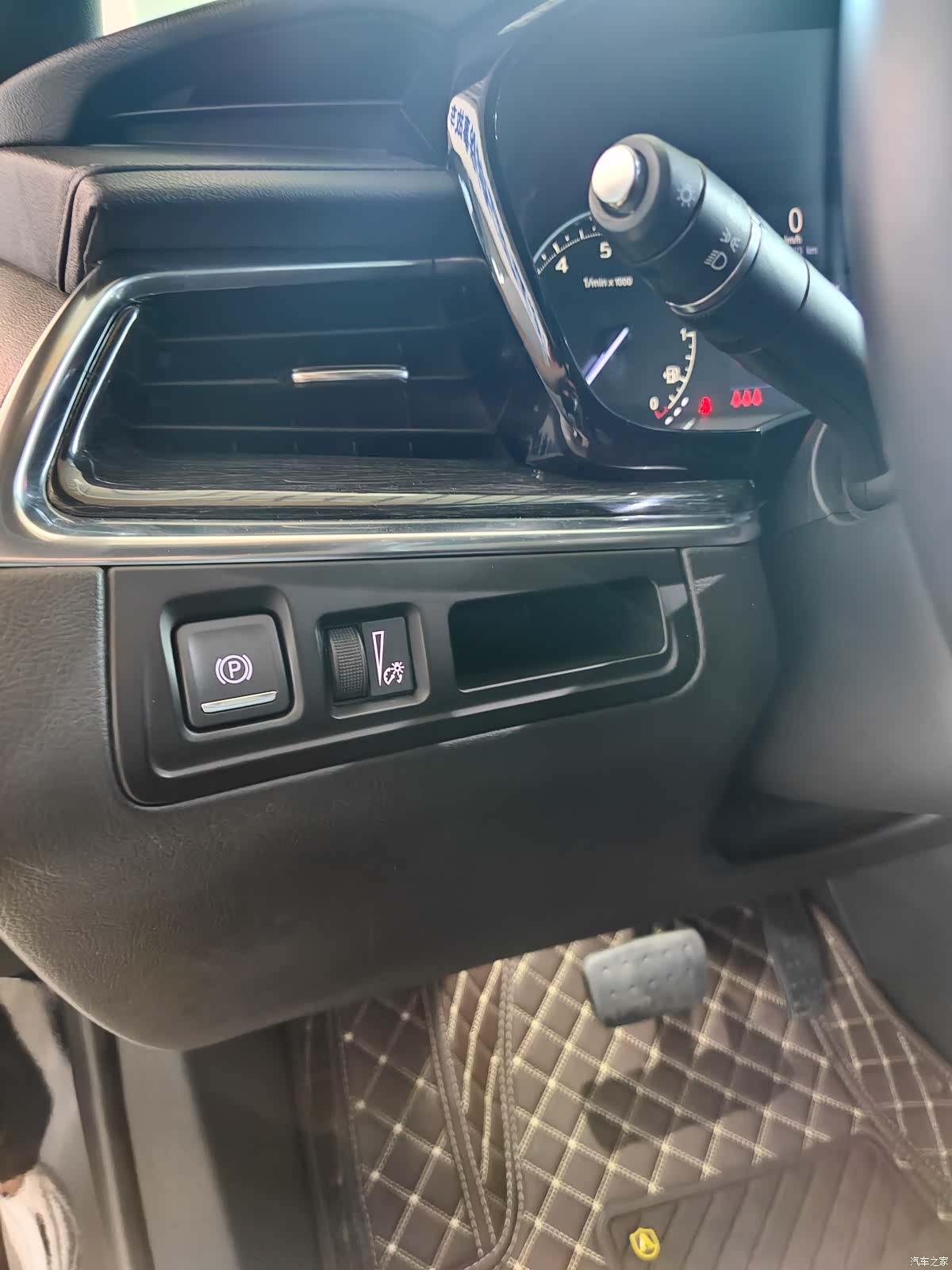 Cadillac XT5, 2021 8