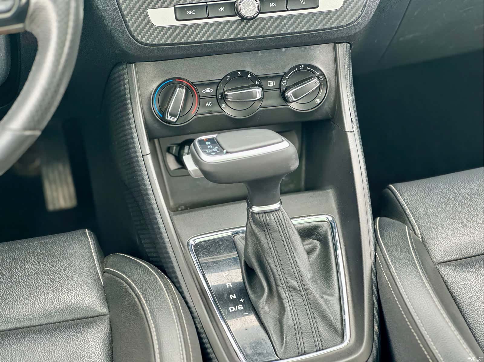 MG ZS, 2019 36
