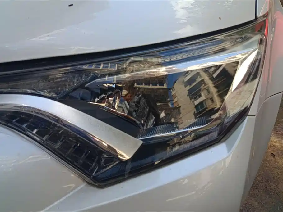 Toyota RAV4 Rongfang