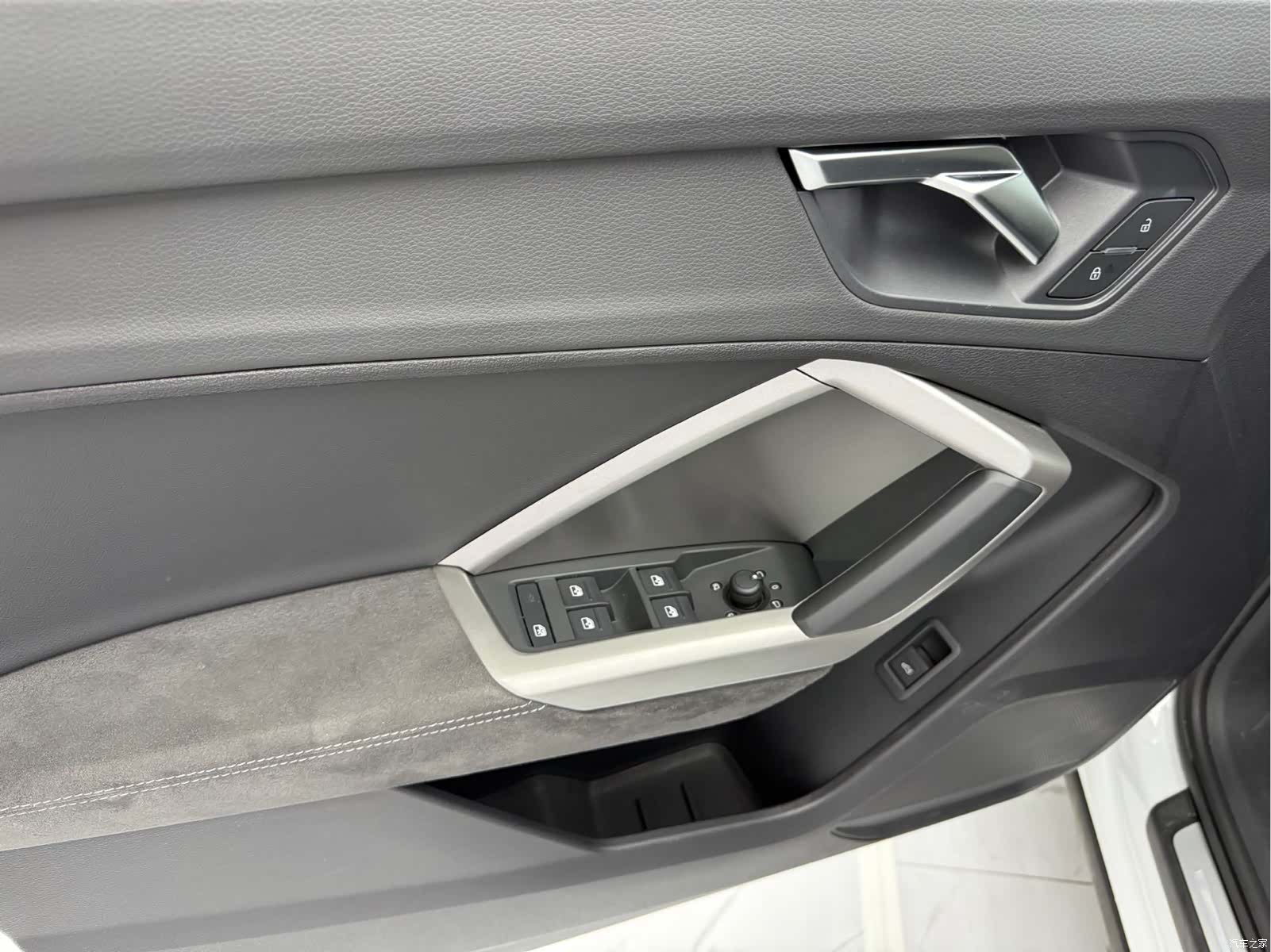 Audi Q3, 2022 13