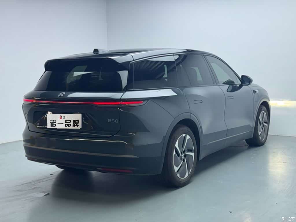 NIO ES8, 2024 4