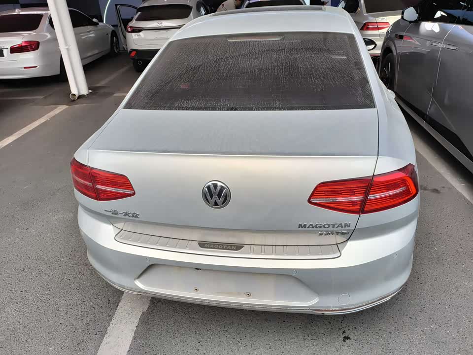 Volkswagen Magotan