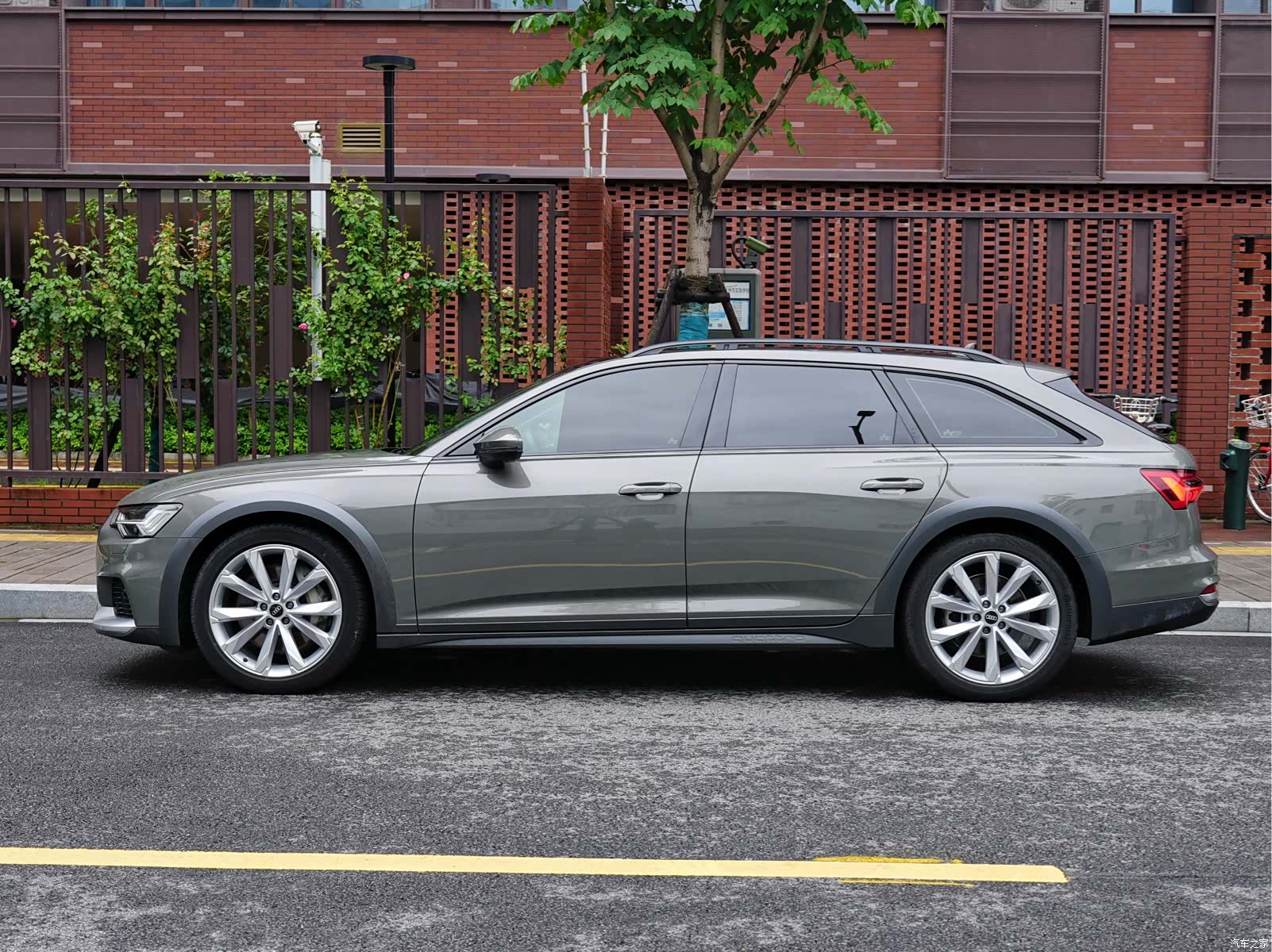Audi A6, 2021 3