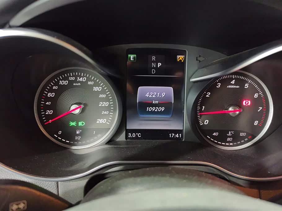 Mercedes-Benz GLC Mercedes-Benz GLC