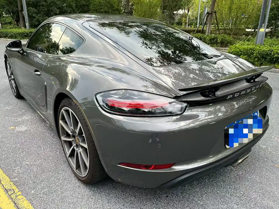 Porsche 718