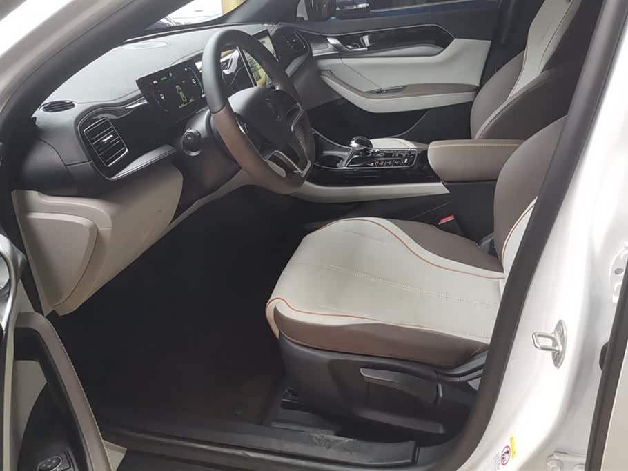 BYD Qin Yuan BYD Qin Yuan
