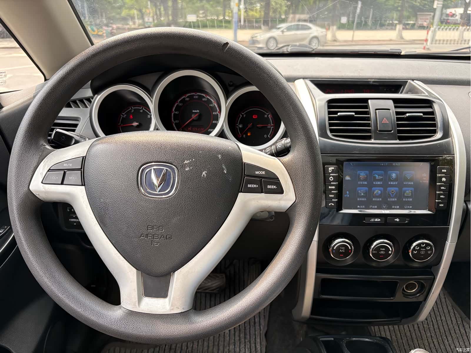 Changan CX20, 2015 18
