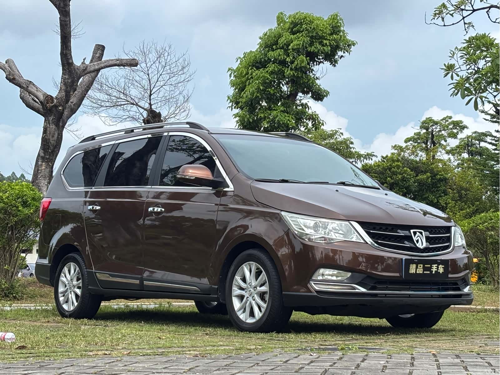 Wuling 730, 2017 4