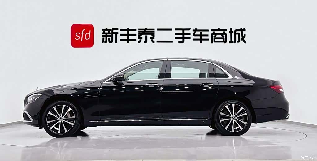 Mercedes-Benz E-Class, 2022 4