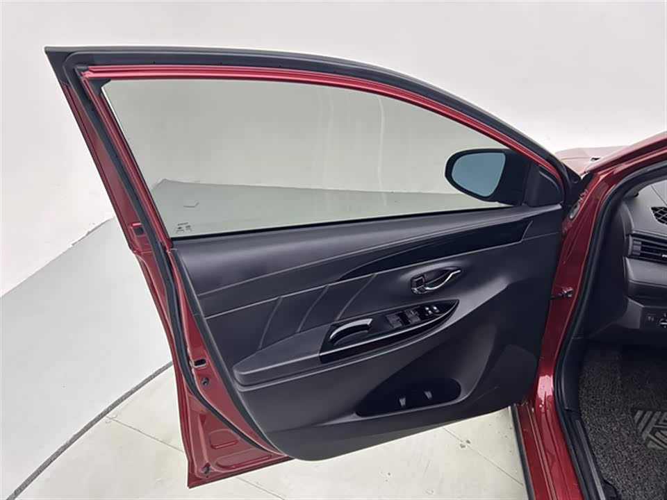 Toyota YARiS L Zhixuan