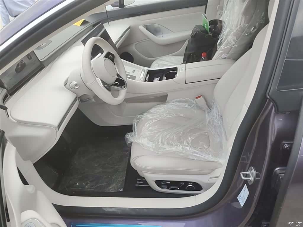 Luxeed S7, 2025 15