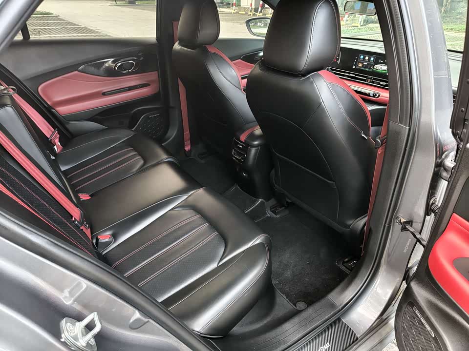 Trumpchi Shadow Leopard