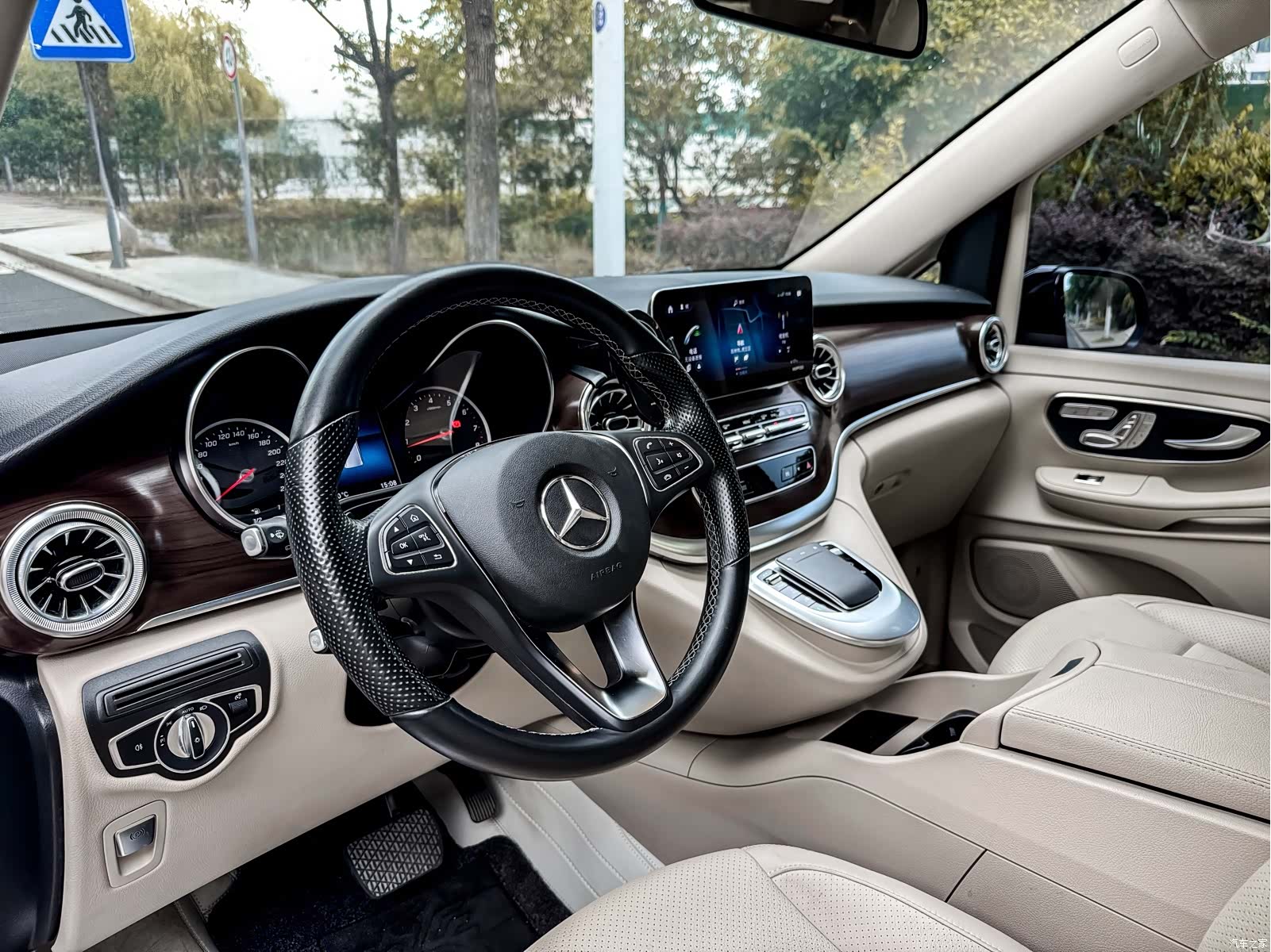 Mercedes-Benz V-Class, 2021 все фото
