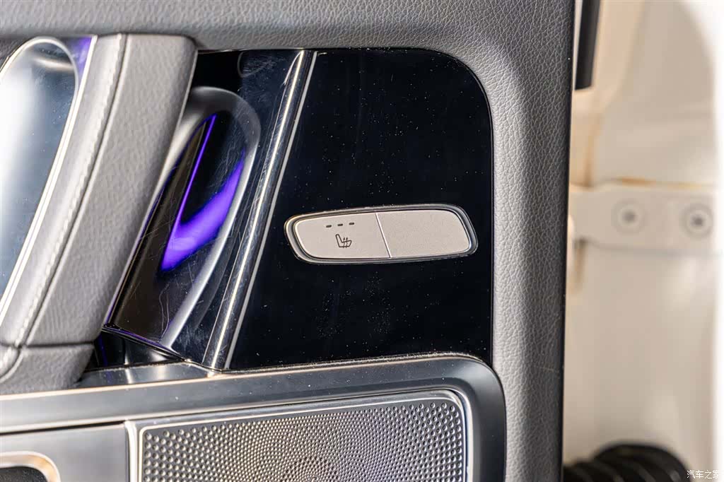 Mercedes-Benz G-Class, 2024 19