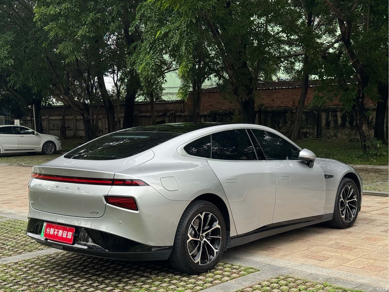 Xpeng P7, 2022 21