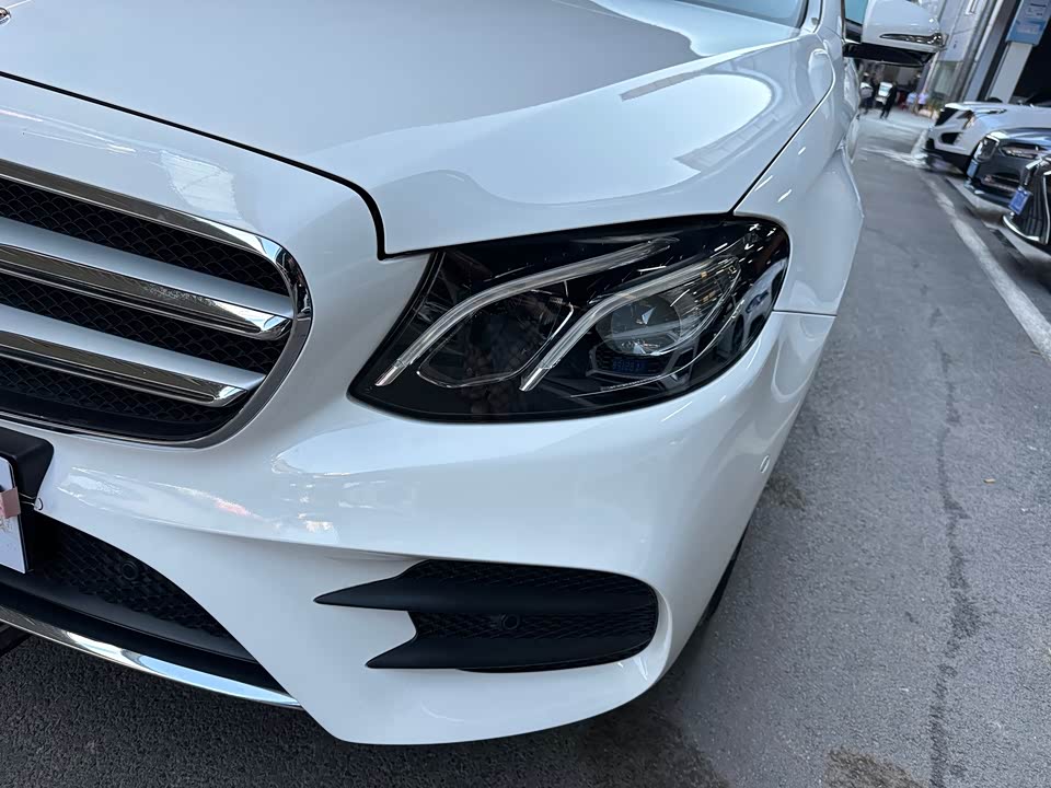 Mercedes-Benz E-class Mercedes-Benz E-class