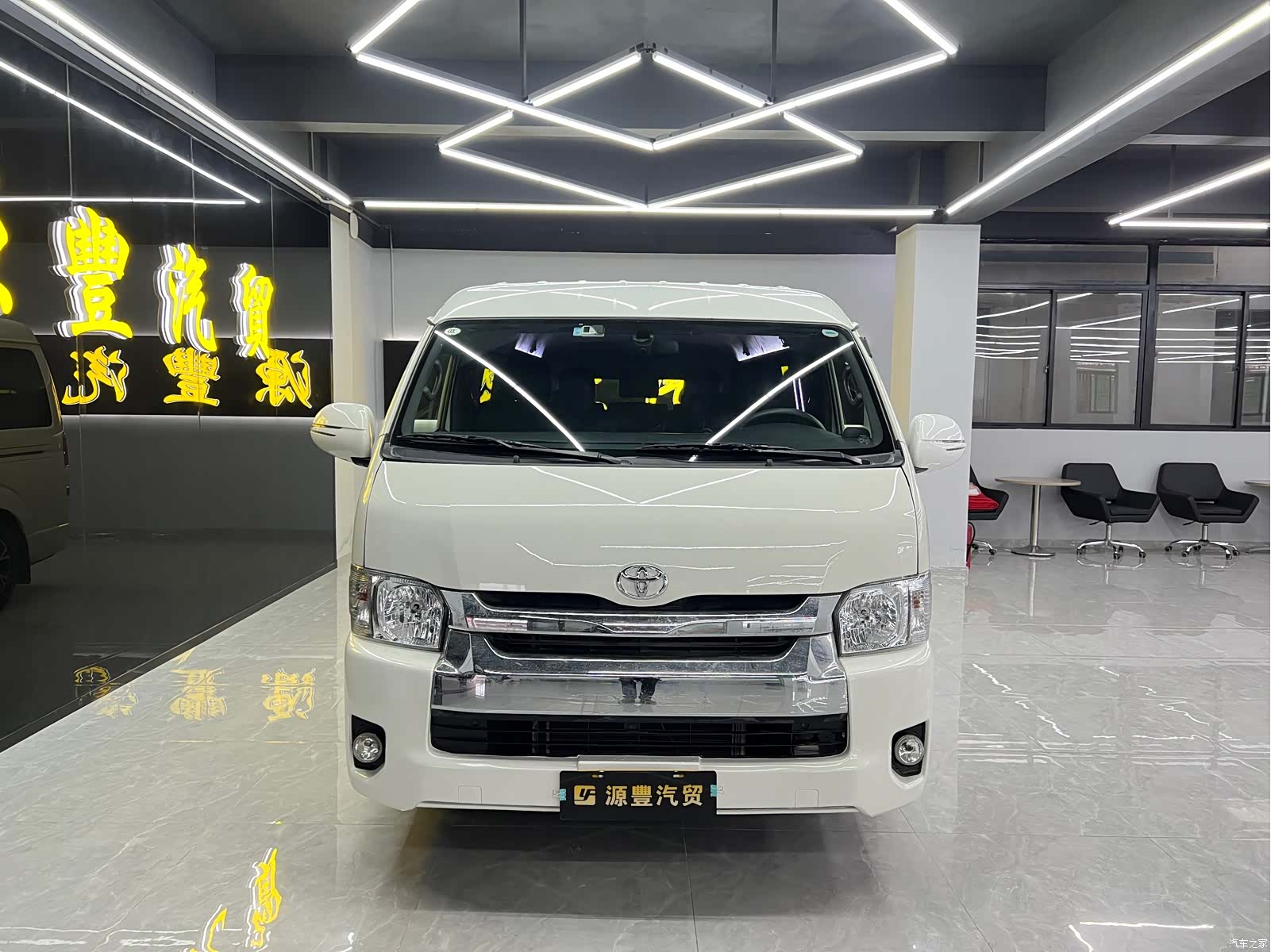 Toyota HiAce, 2016 2