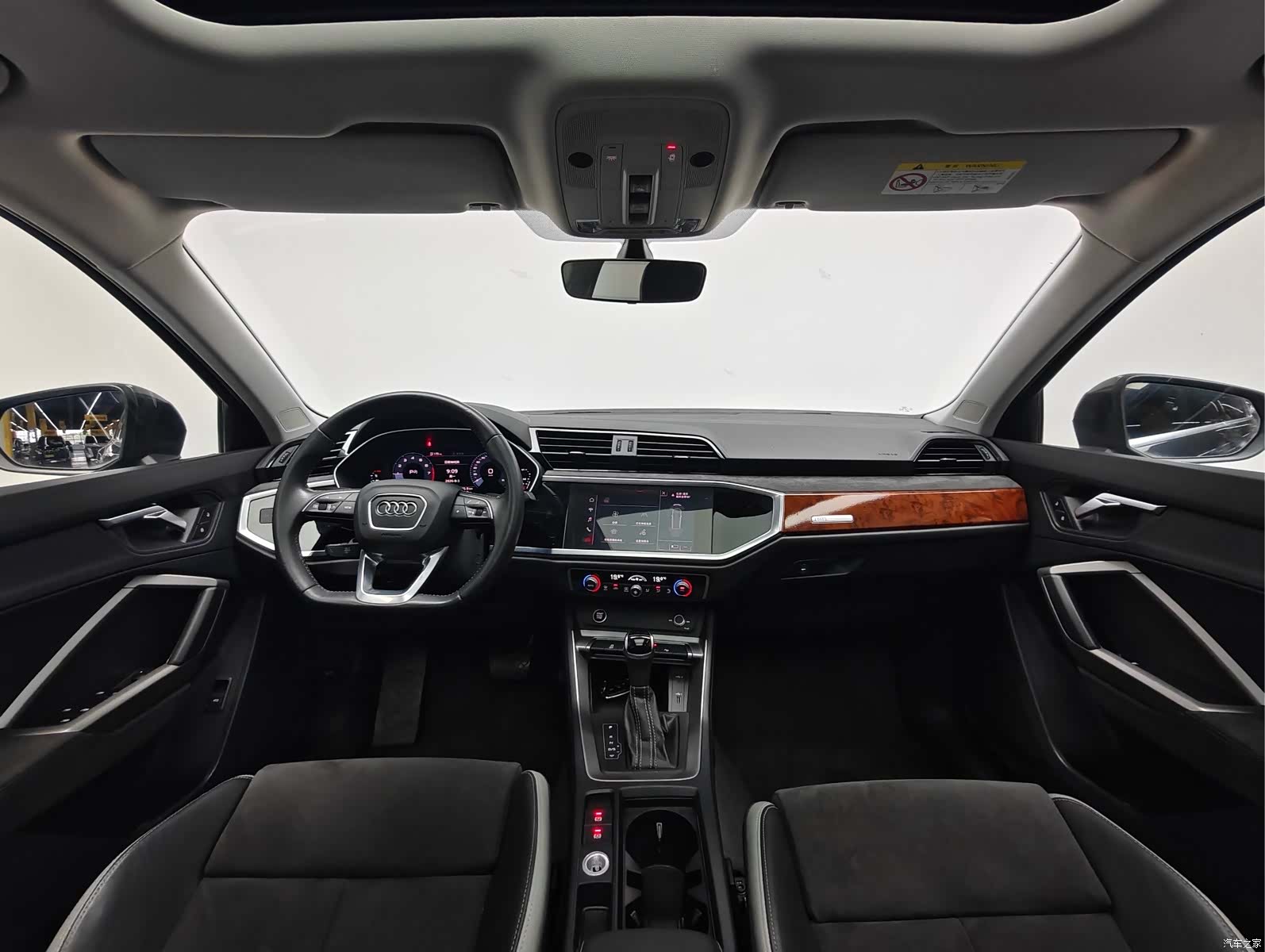 Audi Q3, 2020 6
