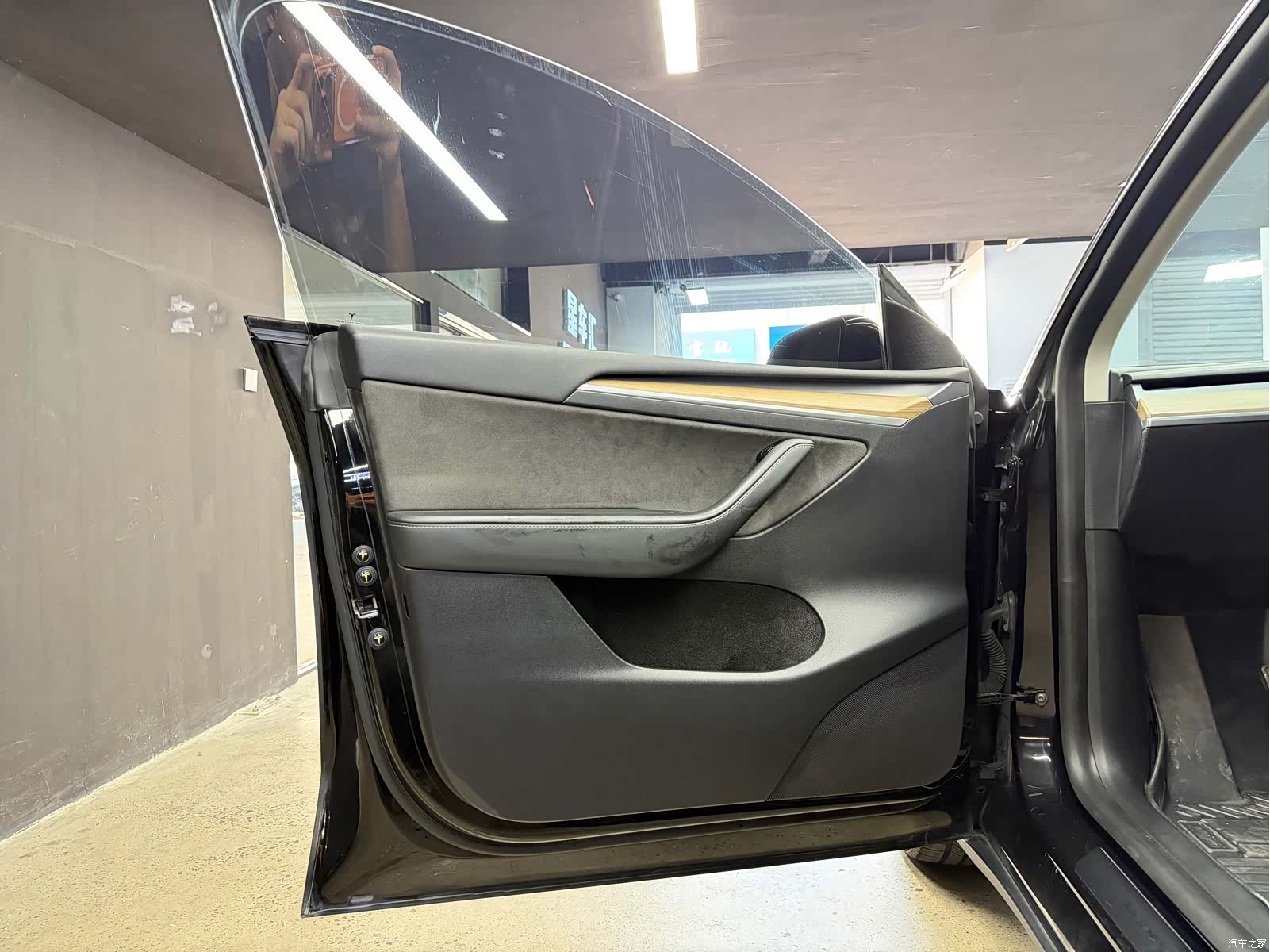 Tesla Model Y, 2021 19