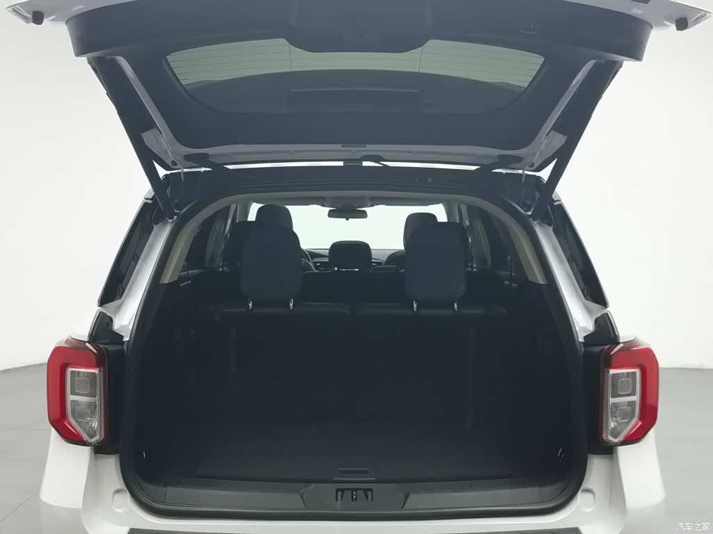 Ford Explorer, 2020 16