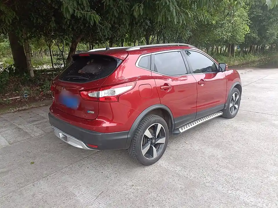 Nissan Qashqai
