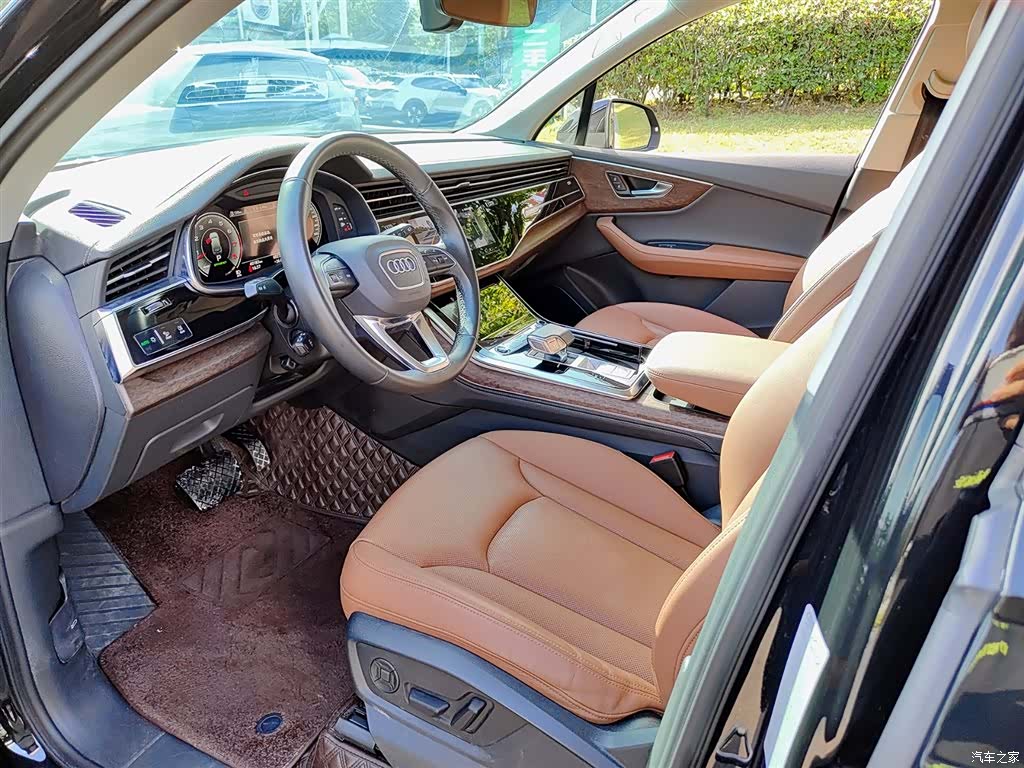 Audi Q7, 2024 7