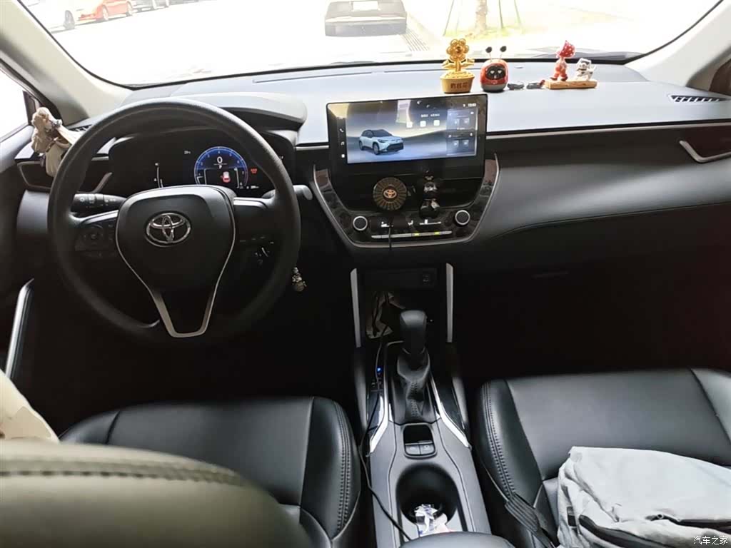 Toyota Frontlander, 2024 13