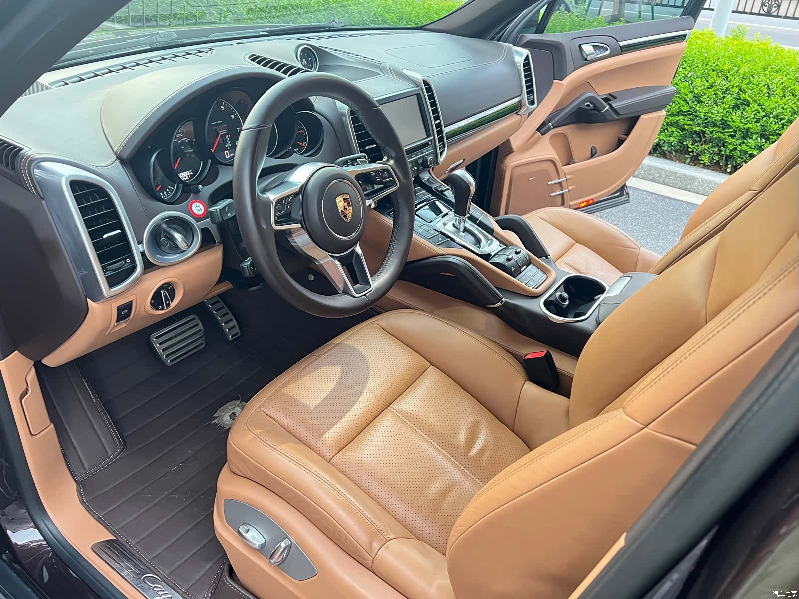 Porsche Cayenne, 2016 17