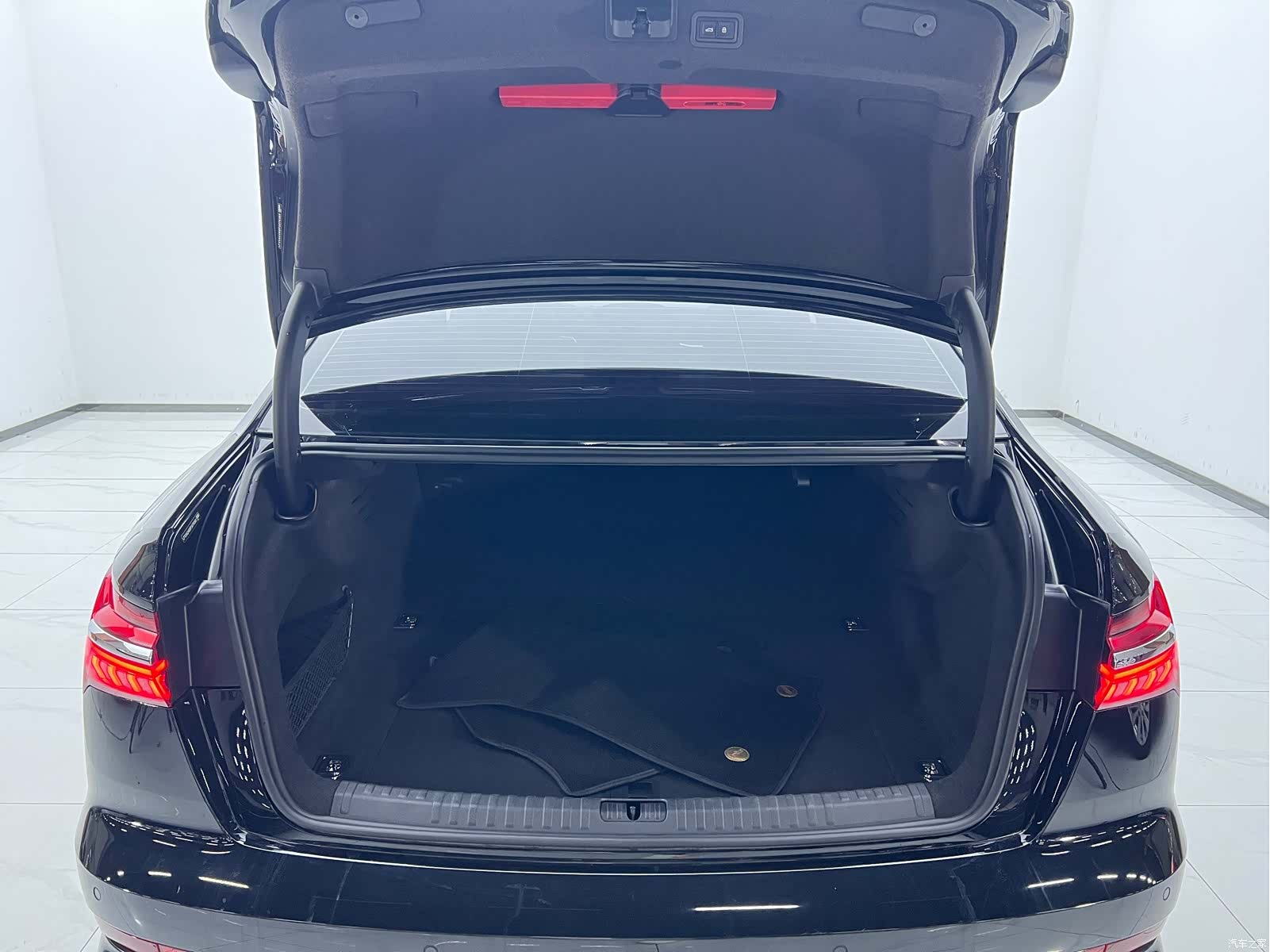 Audi A6L, 2023 26