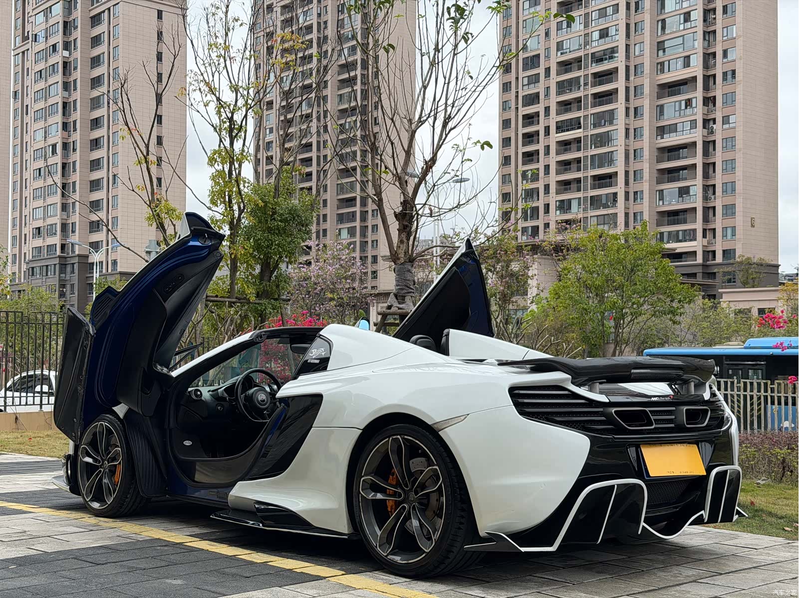 McLaren 12C, 2015 4