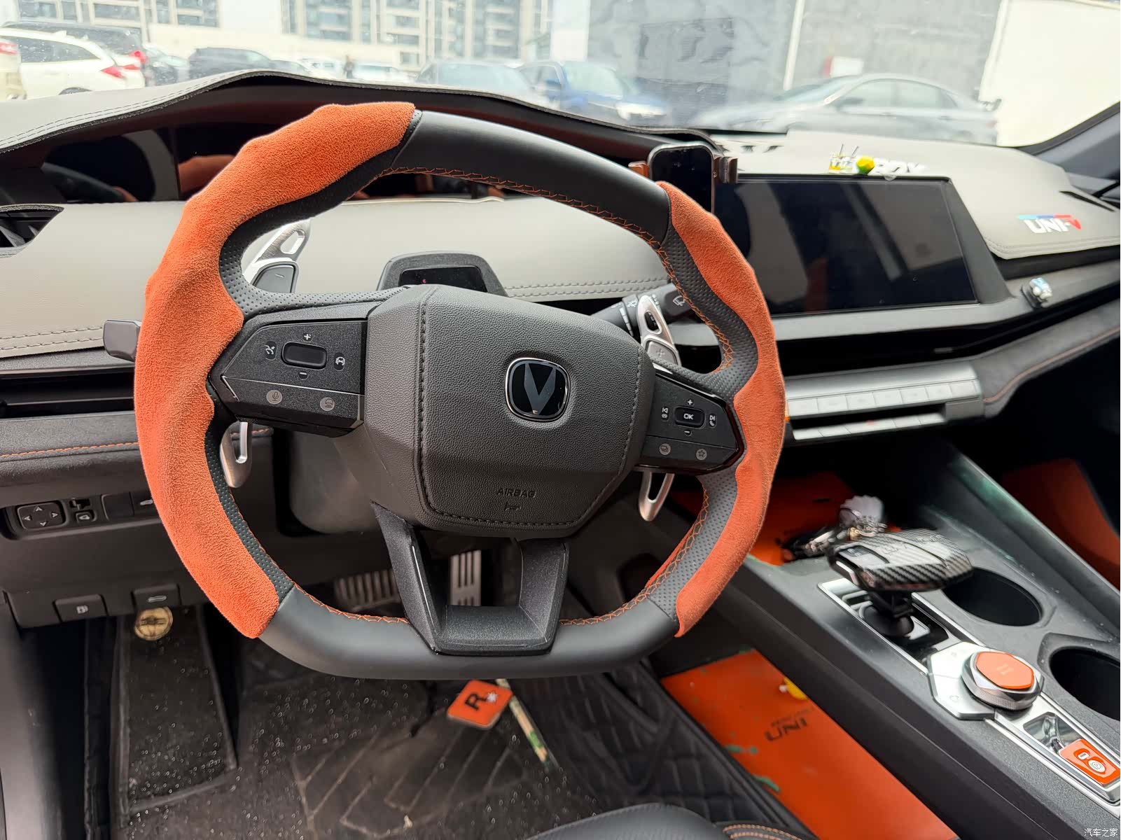 Changan UNI-V, 2023 10