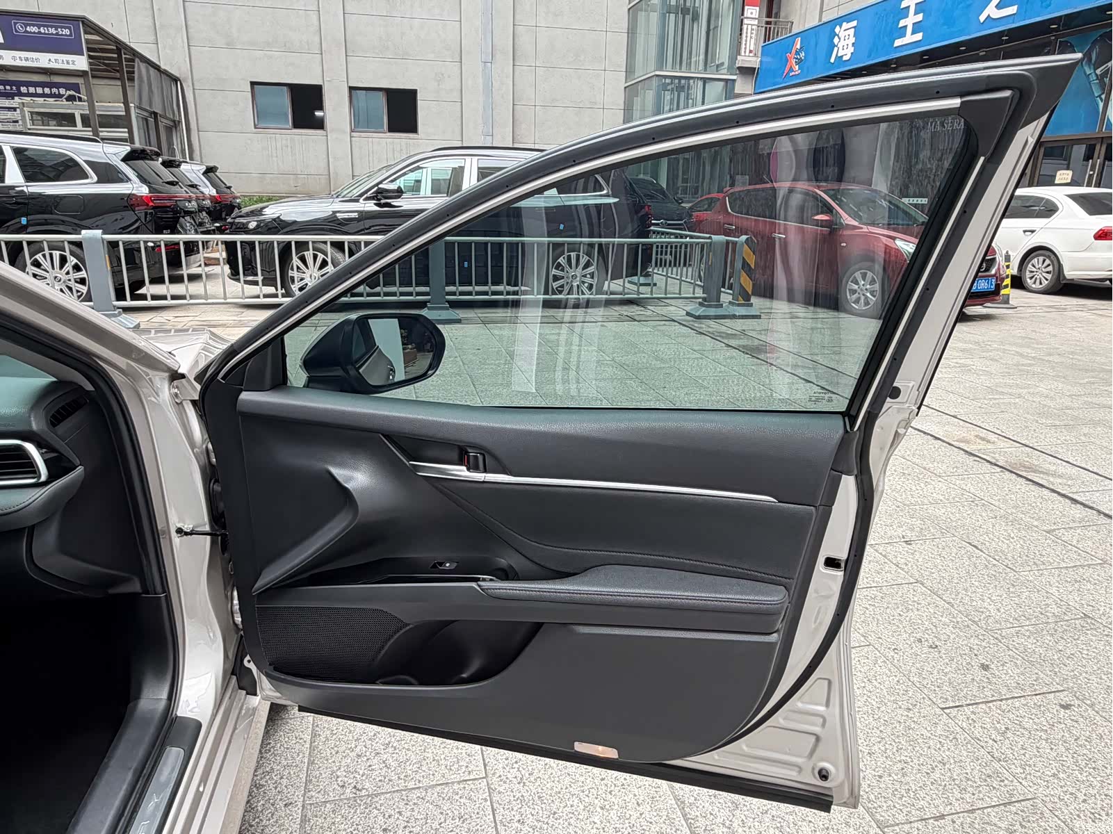 Toyota Camry, 2021 16