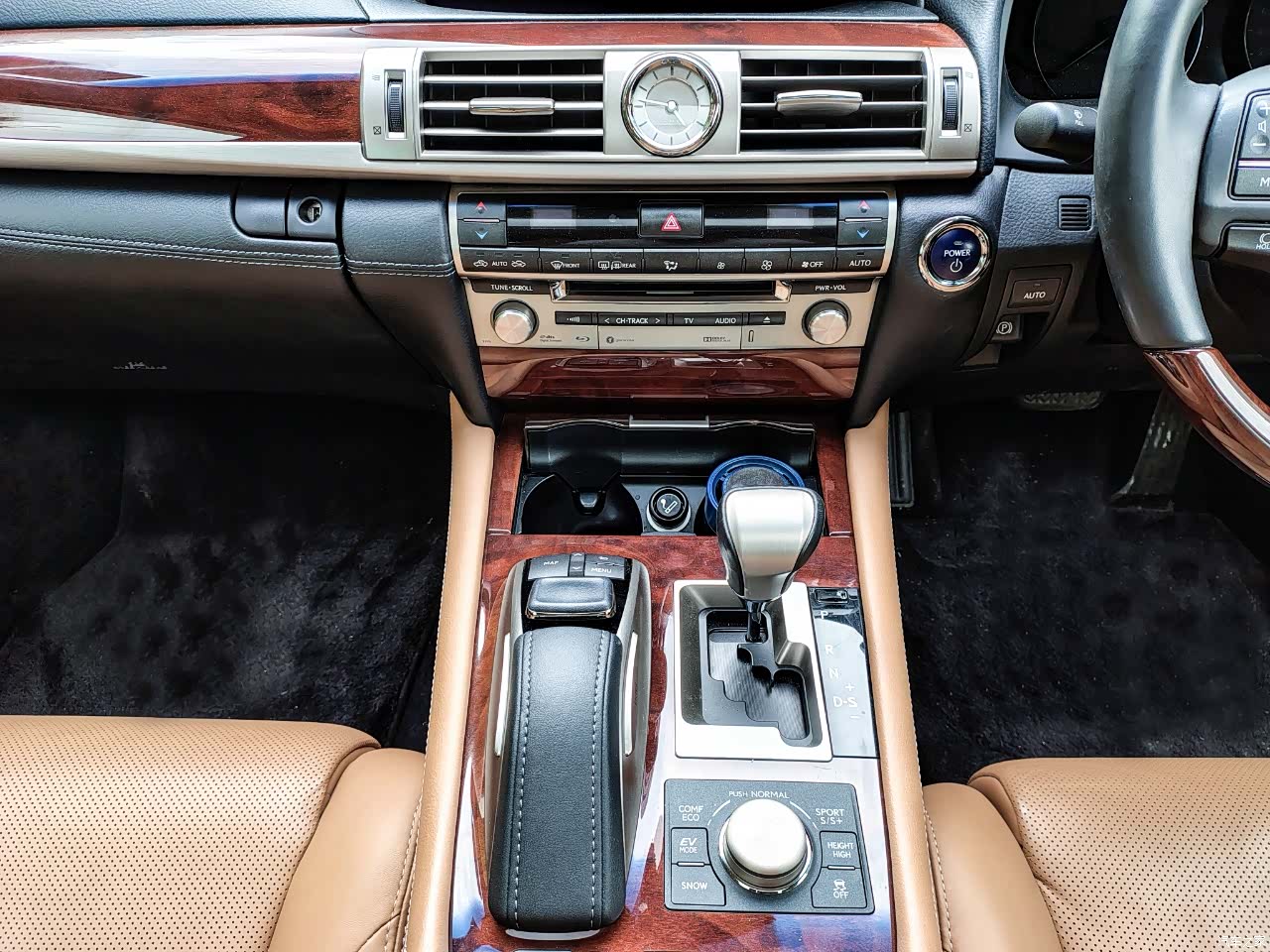 Lexus LS, 2021 6