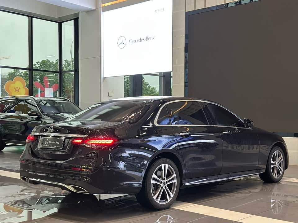 Mercedes-Benz E-class Mercedes-Benz E-class